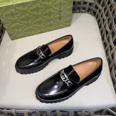 구찌(Gucci) 웹(Web) & 블랙 GG 디테일 로퍼 구두 신발