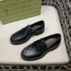 구찌(Gucci) 웹 스트라이프 & GG 블랙 로고 로퍼 구두 신발