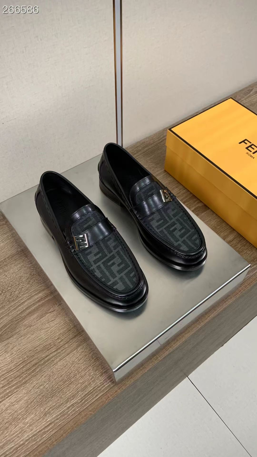 Fendi 펜디 남성 프리미엄 비즈니스 로퍼 구두 신발