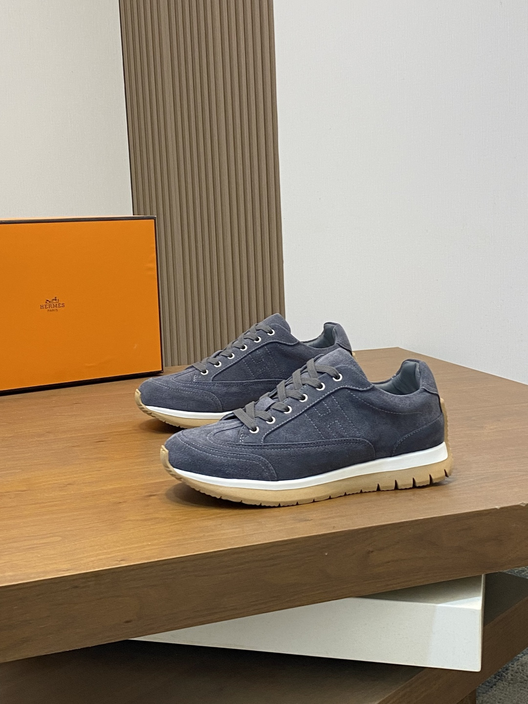 에르메스(Hermes) 바운싱(Bouncing) 스니커즈 신발