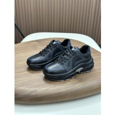 루이비통(LV) 컬러 블록 믹스 스니커즈 신발