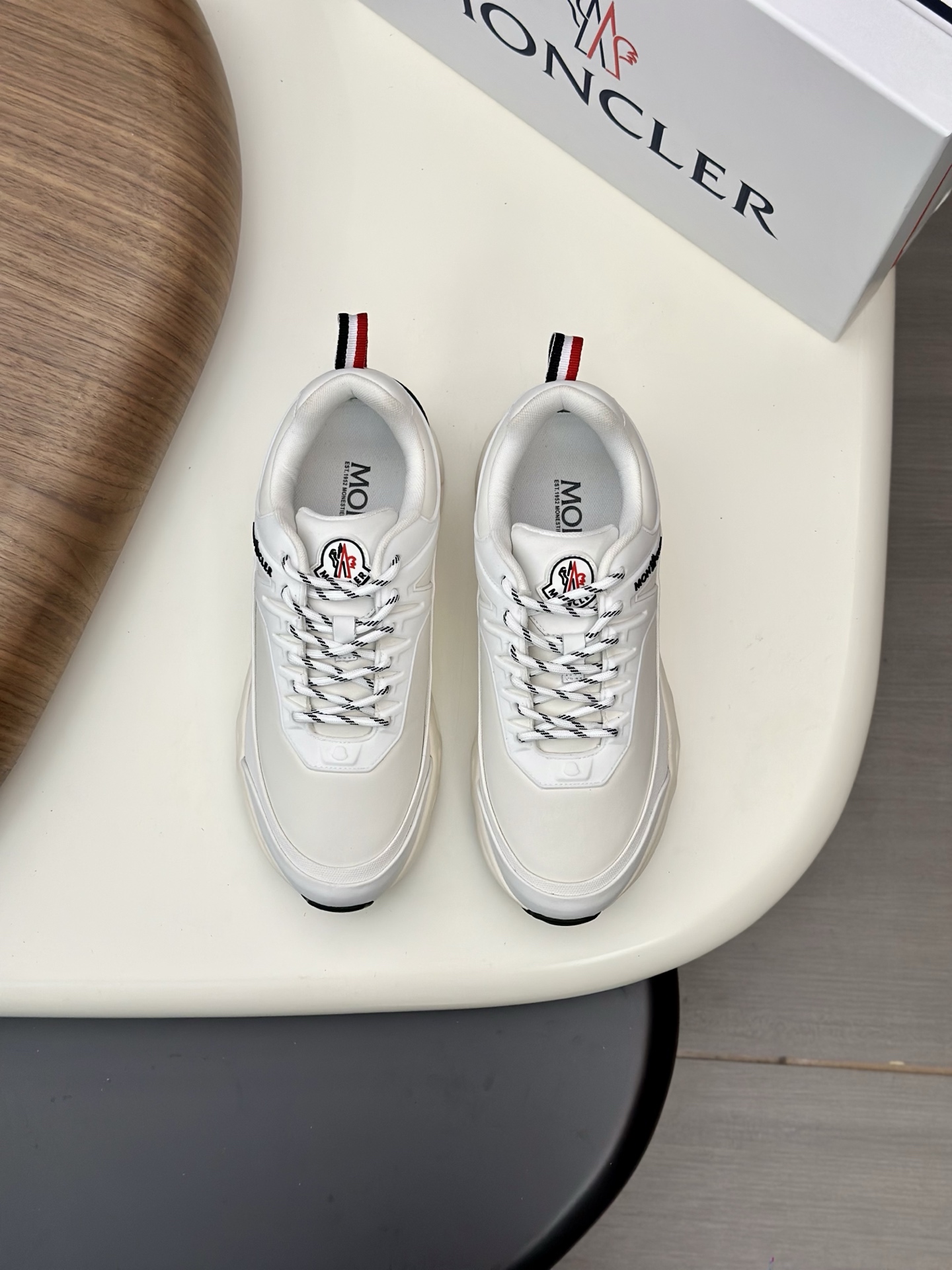 몽클레어 몽클레르(Moncler) 믹스 소재 테크니컬 스니커즈 신발