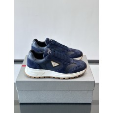 프라다(Prada) 지오메트릭 엠보싱 플랫폼 스니커즈 신발