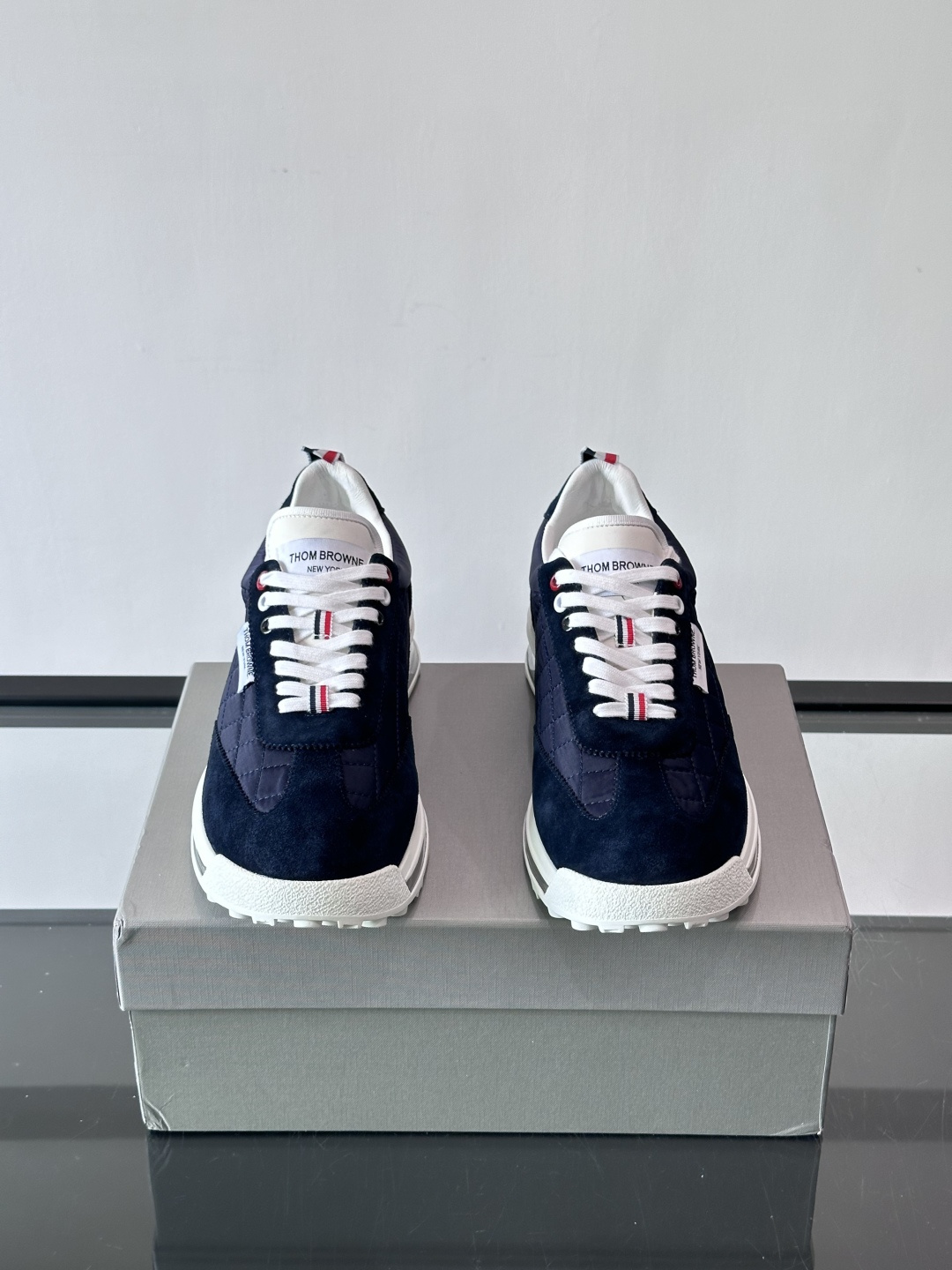 톰브라운(Thom Browne) TB 에어쿠션 메쉬 조거 스니커즈 신발