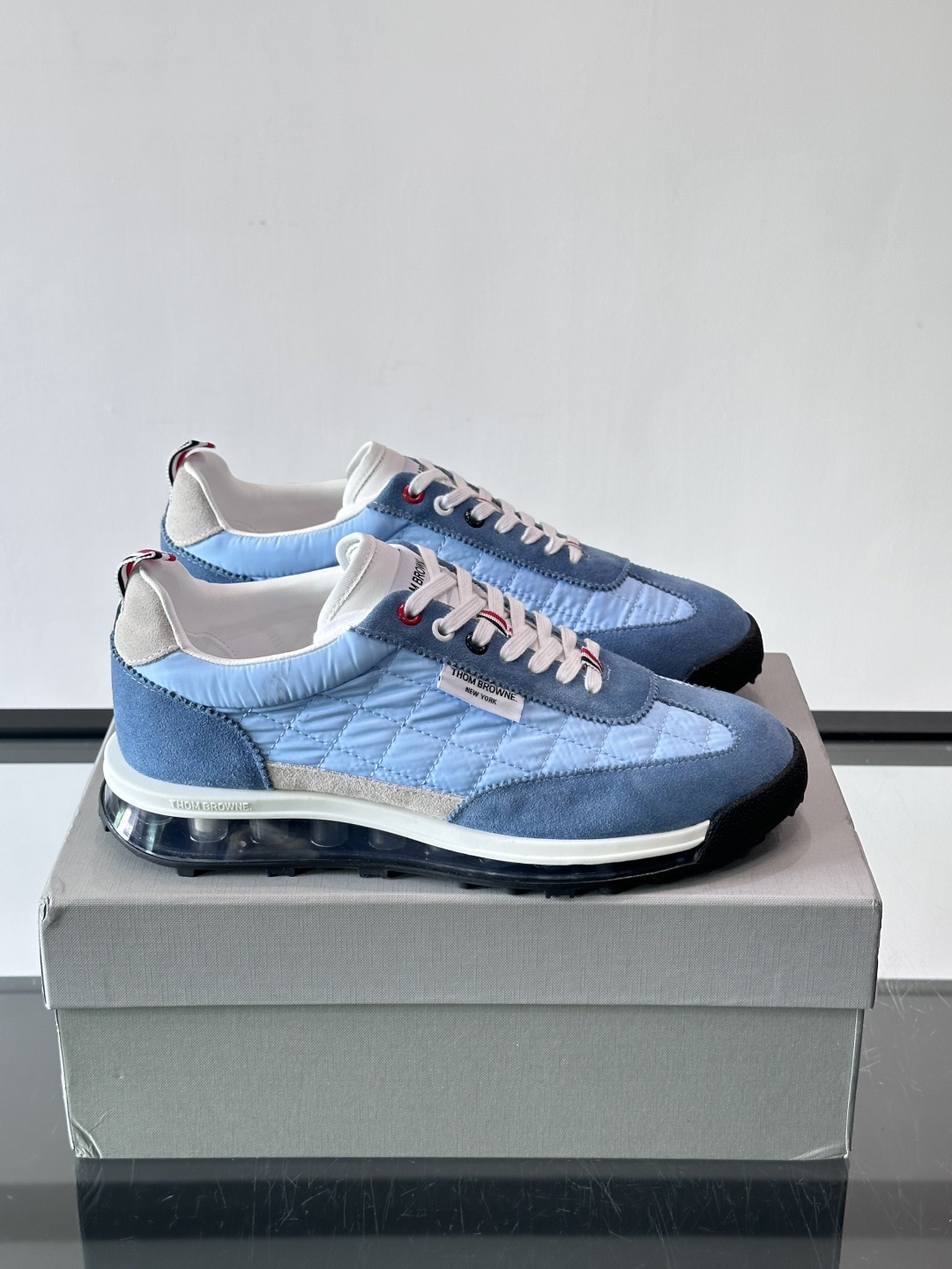 톰브라운(Thom Browne) TB 에어쿠션 메쉬 조거 스니커즈 신발