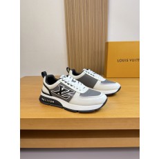 루이비통(LV) 나파 & 리치 가죽 믹스 로고 스니커즈 신발