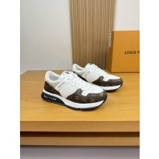 루이비통(LV) 나파 가죽 & 시그니처 PVC 믹스 스니커즈 신발