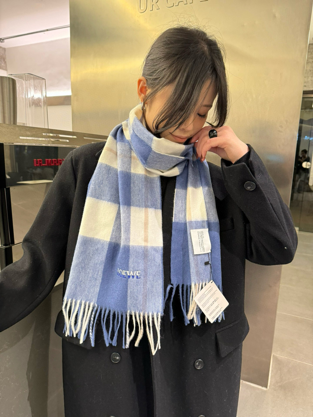 로에베(LOEWE) 투톤 자수 로고 캐시미어 목도리 스카프