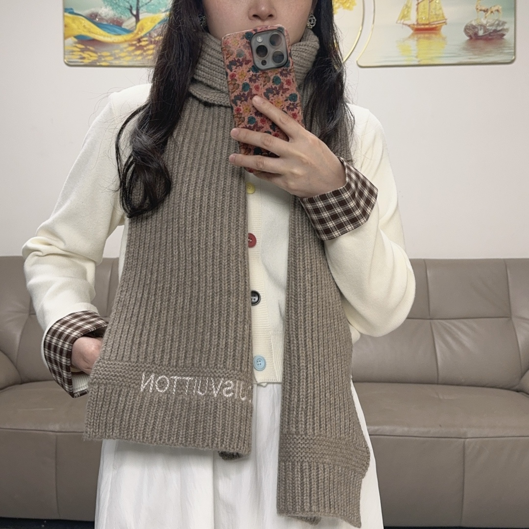 루이비통(LV) 캐시미어 니트 머플러 목도리 스카프