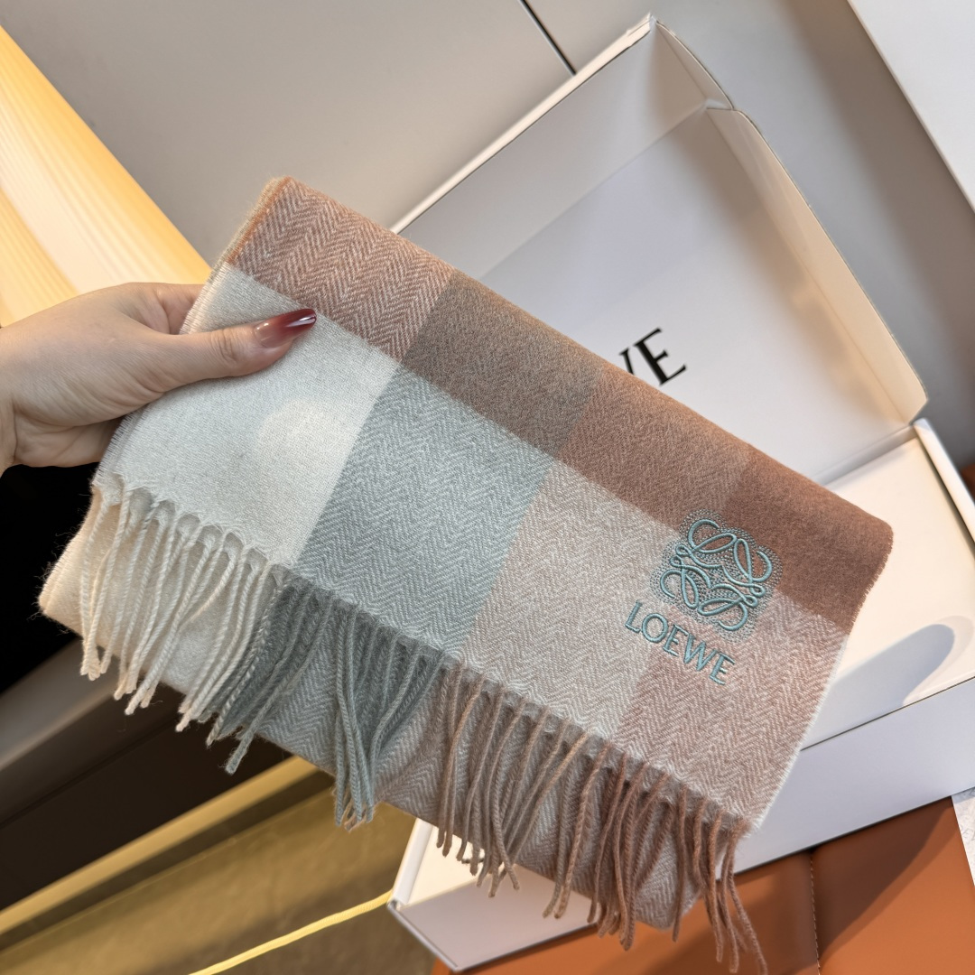 로에베(LOEWE) 캐시미어 머플러 목도리 스카프
