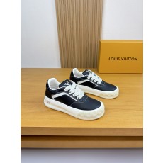 루이비통(LV) 나파 가죽 & 캔버스 믹스 로고 스니커즈 신발