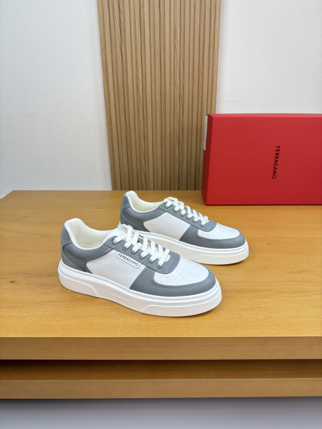 Ferragamo 페라가모 가죽 믹스 스니커즈 신발