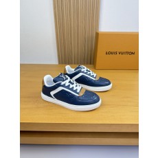 LV 루이비통 나파 레더 엠보싱 스니커즈 신발