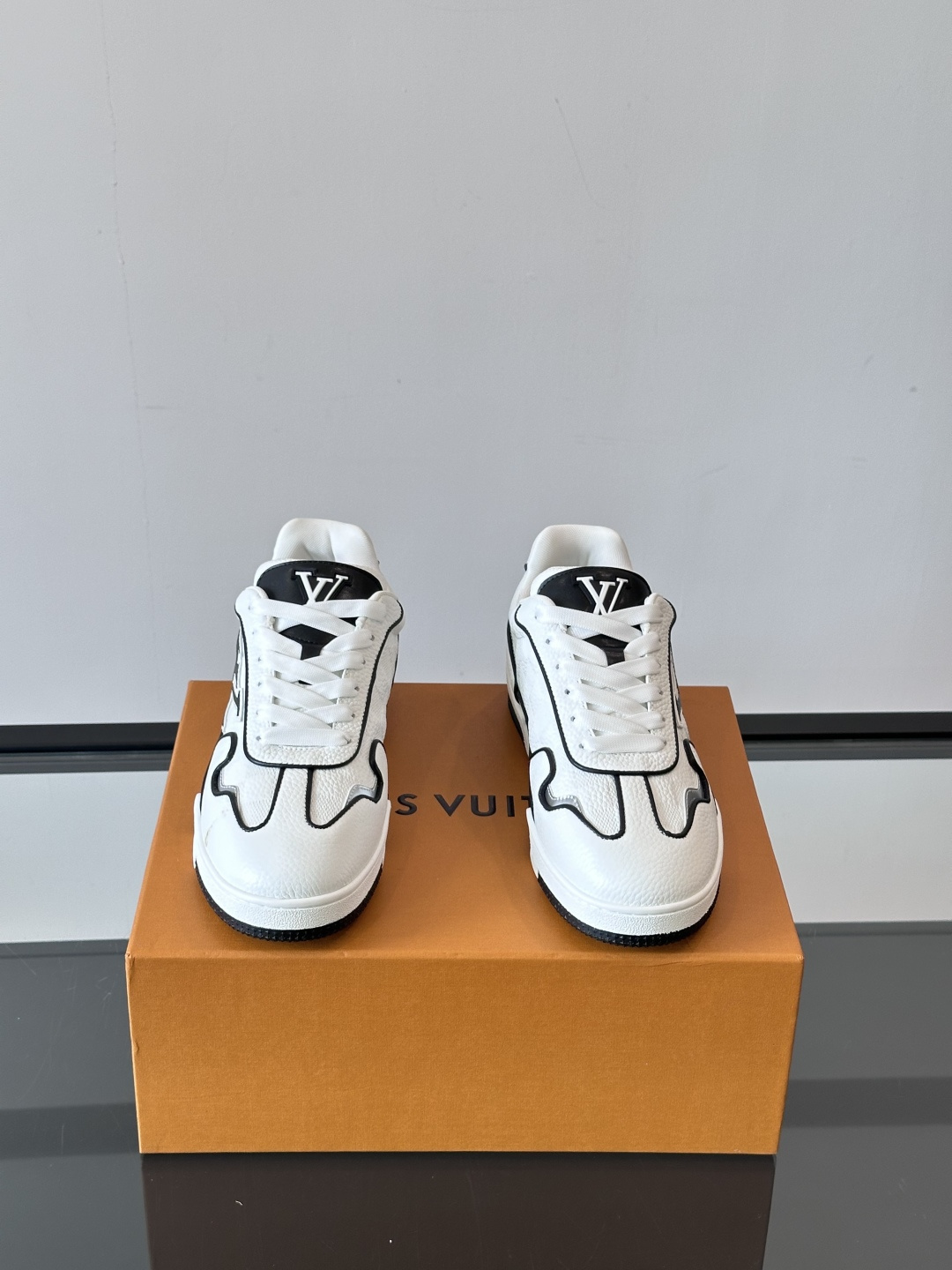 LV 루이비통 트레이너 맥시(Maxi) 스니커즈 신발