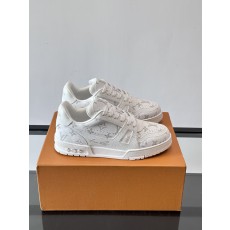 LV 루이비통 트레이너(Trainer) 스니커즈 '시그니처'  신발