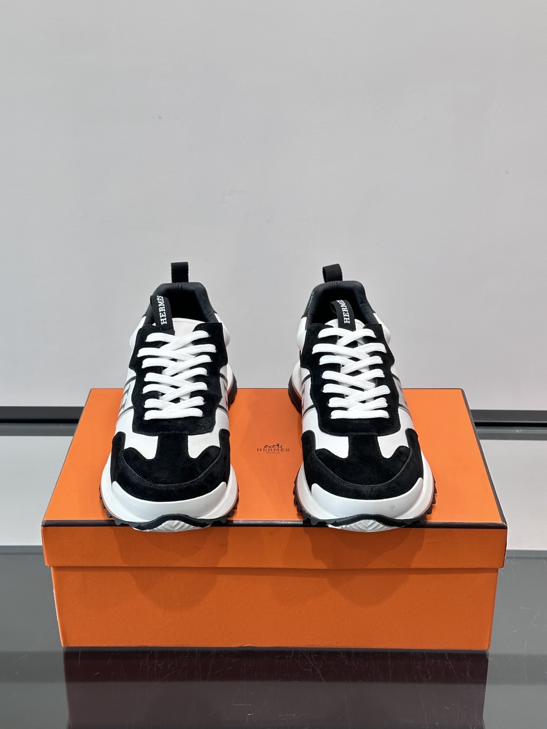 HERMES 에르메스 믹스 러너(Mix Runner) 스니커즈 신발