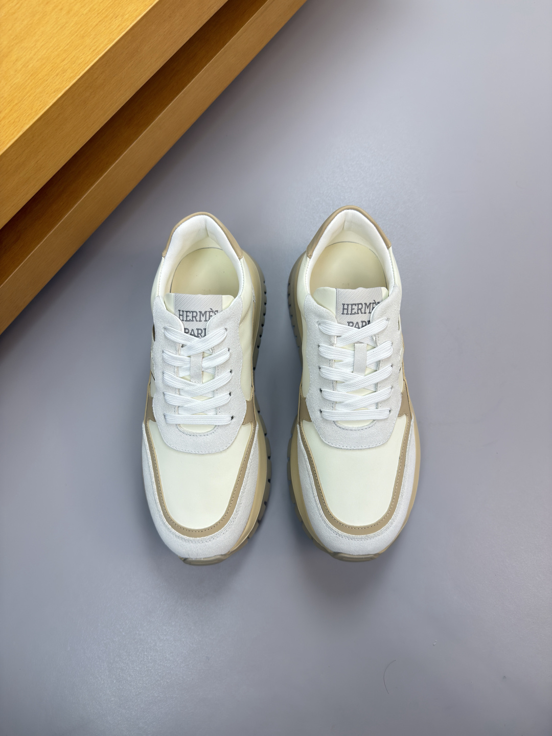 HERMES 에르메스 나파 & 스웨이드 'H' 스니커즈 신발