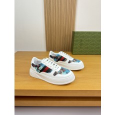 GUCCI 구찌 커플 나파 & 모노그램 스니커즈 신발