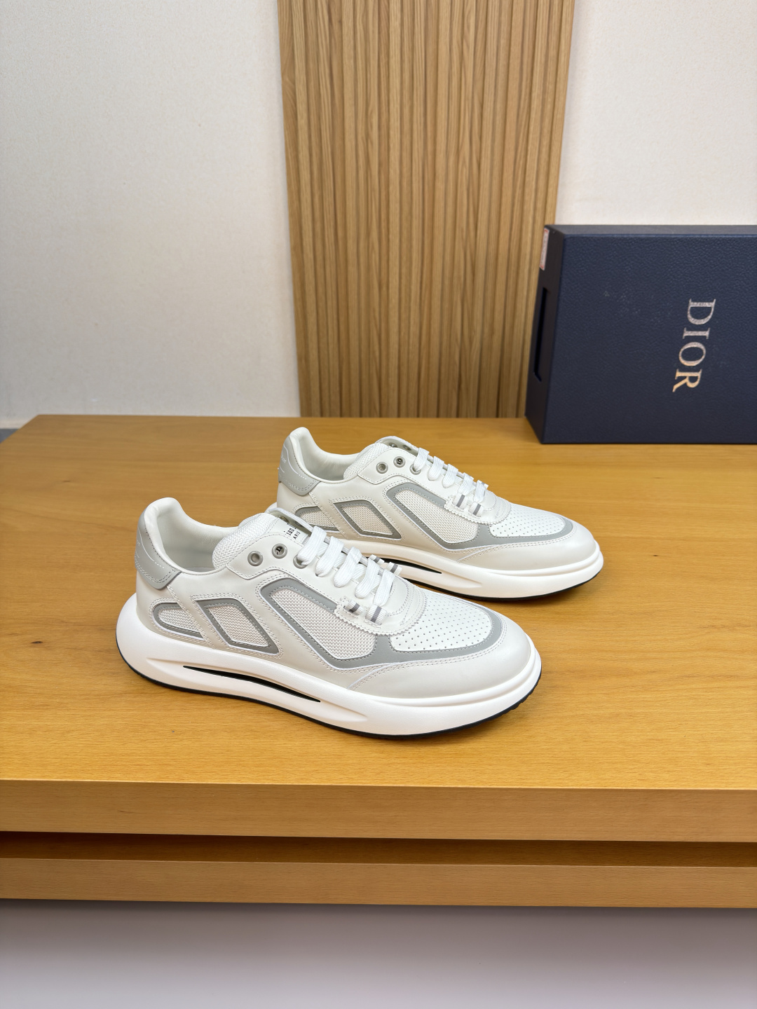 Dior CD 디올 나파 레더 & 실크 캔버스 스니커즈 신발