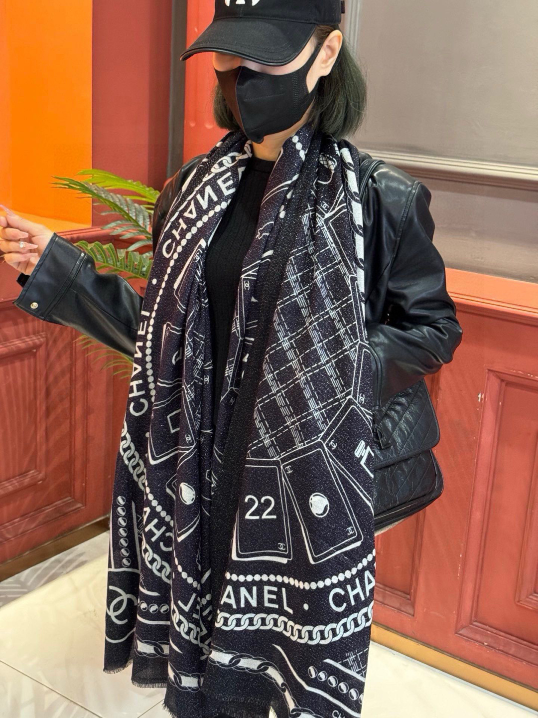 샤넬(CHANEL) 실버 라인 아이콘 캐시미어 롱 머플러 목도리 스카프