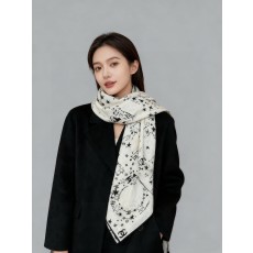 샤넬(CHANEL) 별 스퀘어 머플러 목도리 스카프