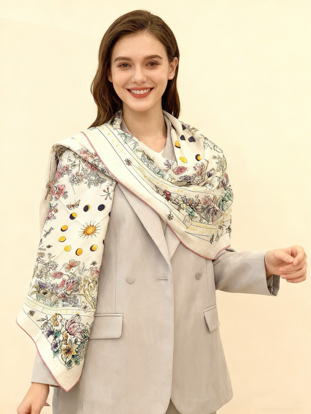 디올(DIOR) 아스트랄 플라워 스퀘어 머플러 목도리 스카프