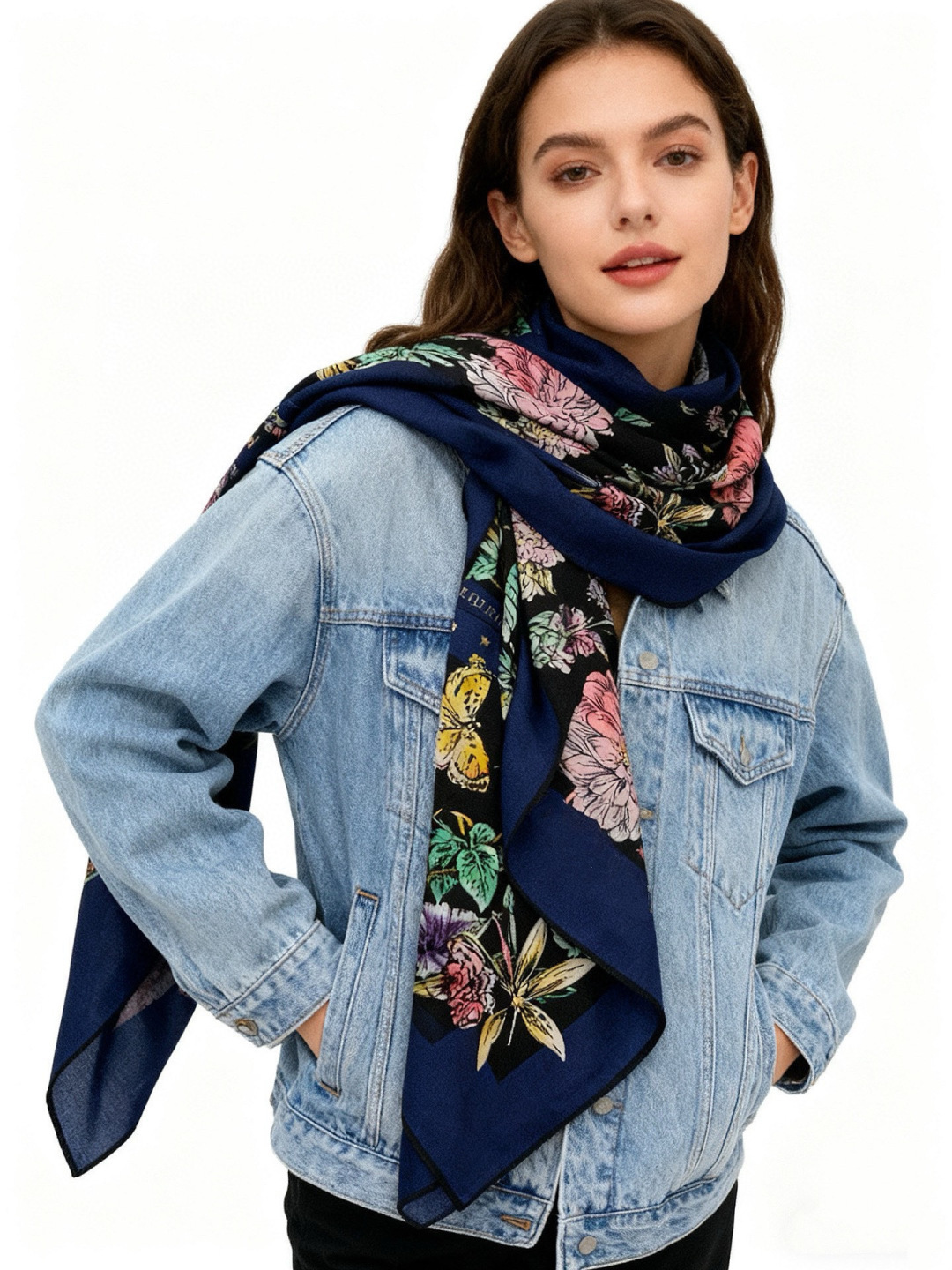 디올(DIOR) 아스트랄 플라워 스퀘어 머플러 목도리 스카프