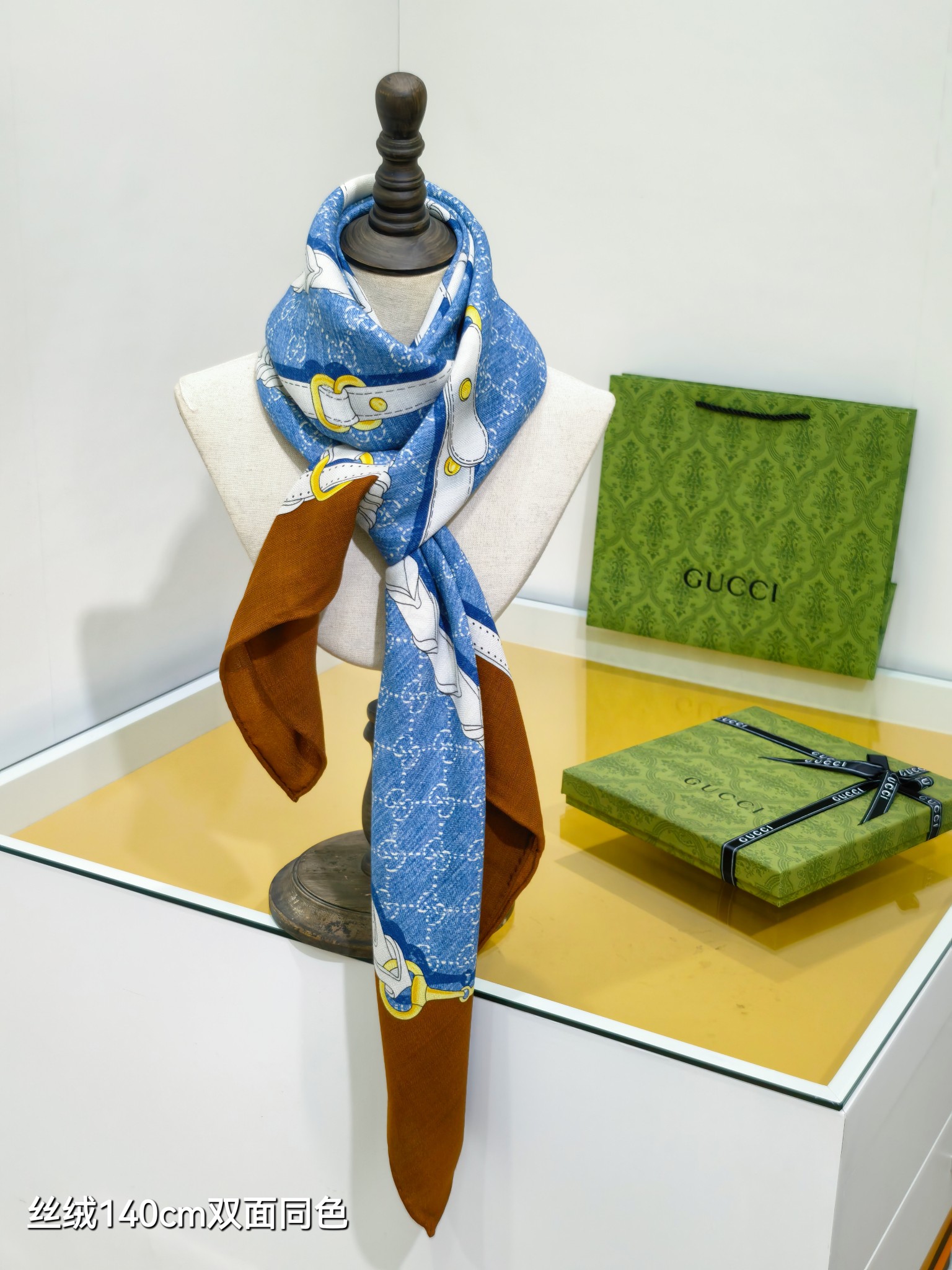 구찌(GUCCI) 실크 캐시미어 스퀘어 숄 머플러 목도리 스카프