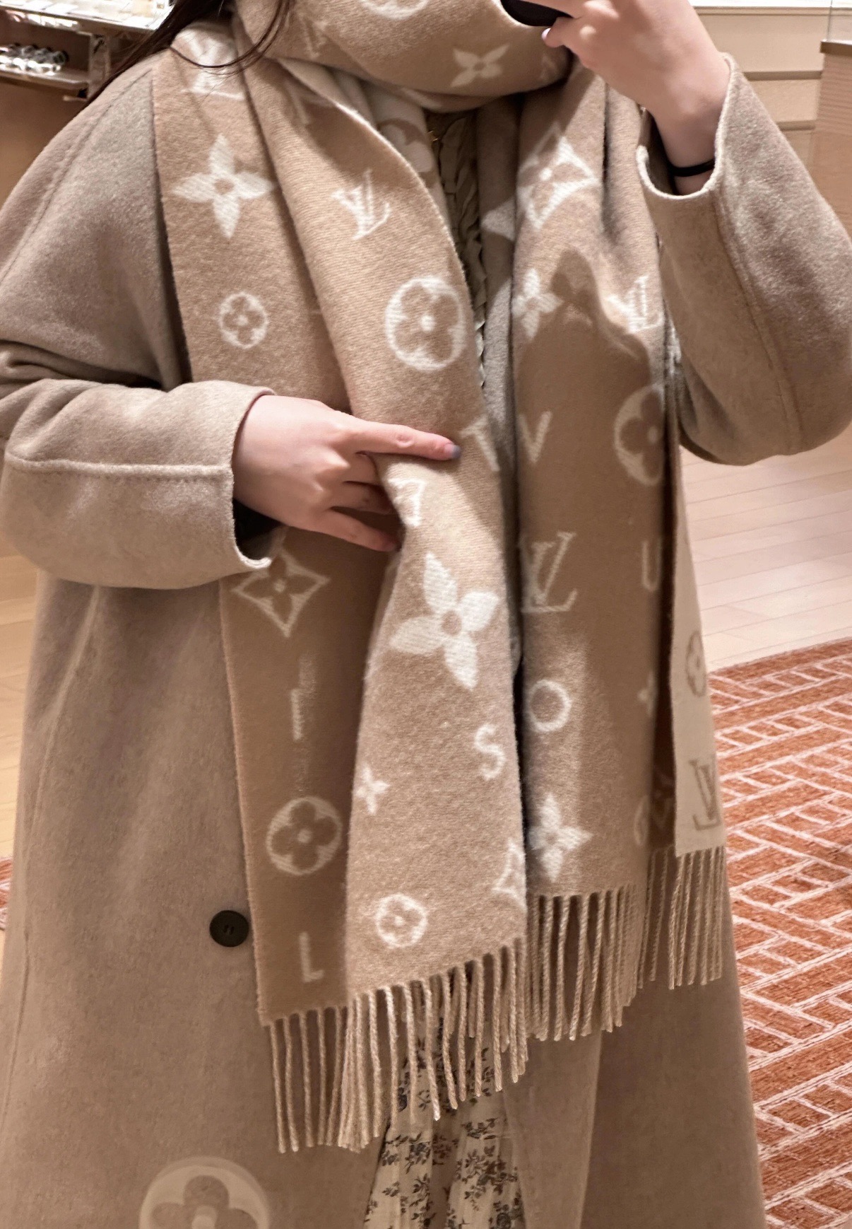루이비통(LV) 모노그램 캐시미어 머플러 목도리 스카프
