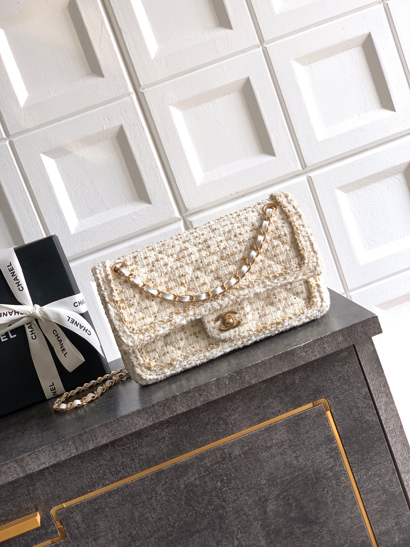 CHANEL 샤넬 25K 신상 트위드 핸들 백 가방 25cm