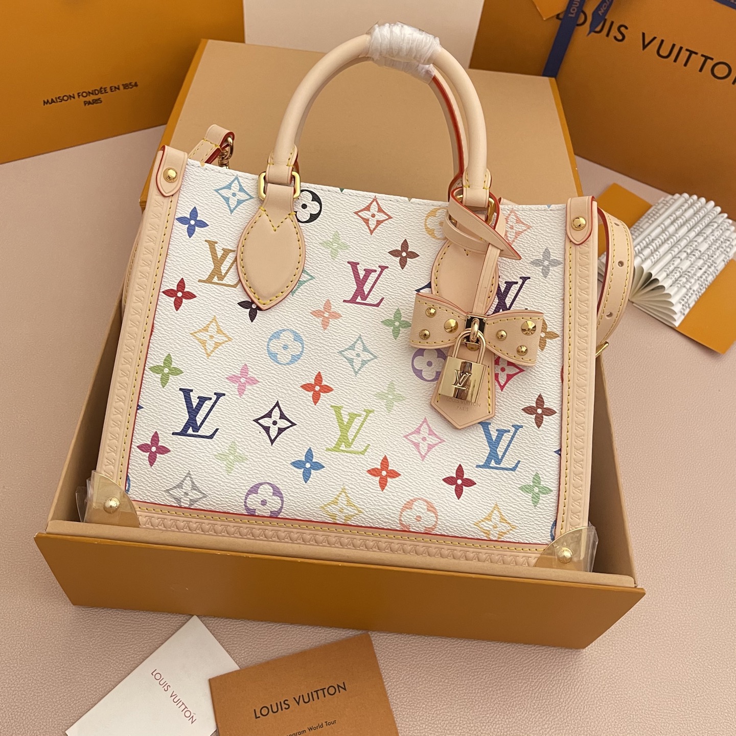 LOUIS VUITTON LV 루이비통 x TM 온더고(OnTheGo) (M27580) 토트백 가방