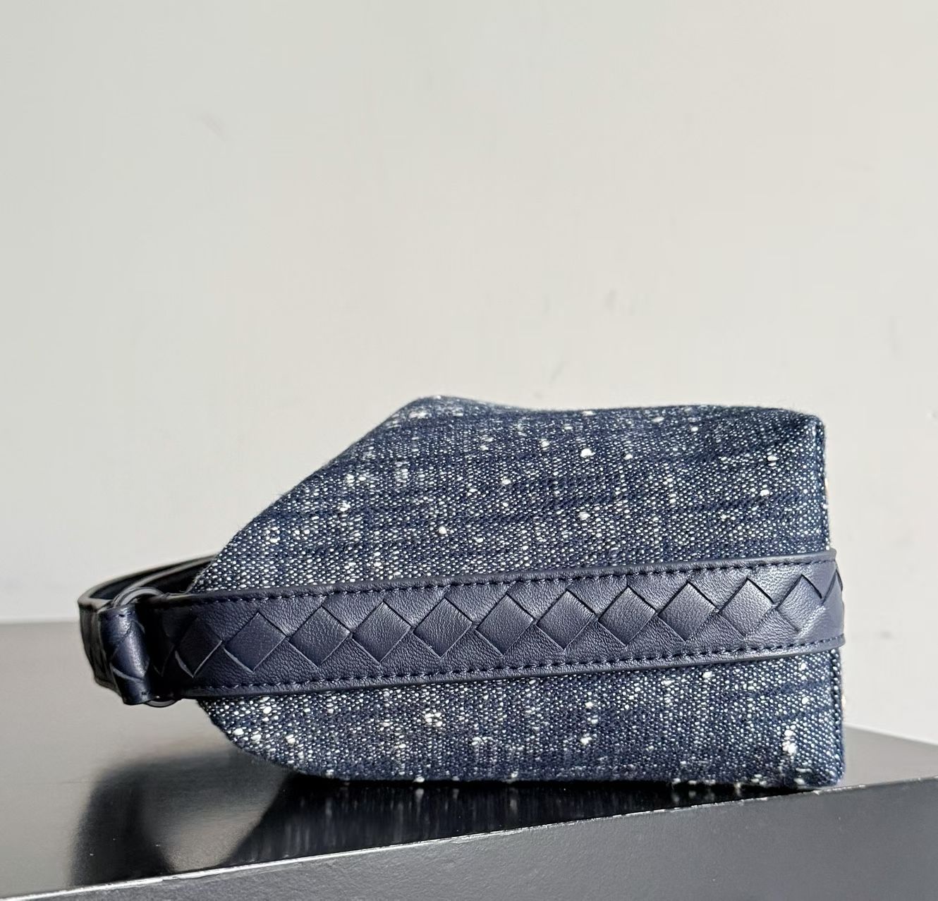 Bottega Veneta BV 보테가 베네타 크루즈 신상 월리스(Wallace) 데님 믹스 백 가방