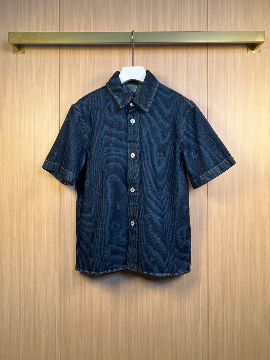 루이비통(LV) 반소매 데님 셔츠 의류