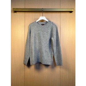 샤넬(CHANEL) 북백 버클 디테일 롱슬리브 니트 스웨터 의류