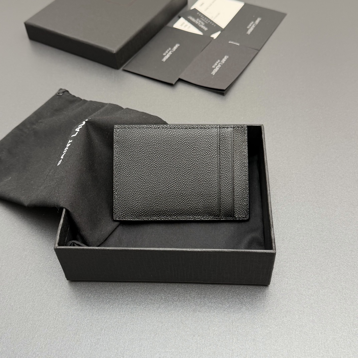 Saint Laurent YSL 생로랑 업타운(UPTOWN) 그레인 레더 카드 지갑 - 블랙/은장