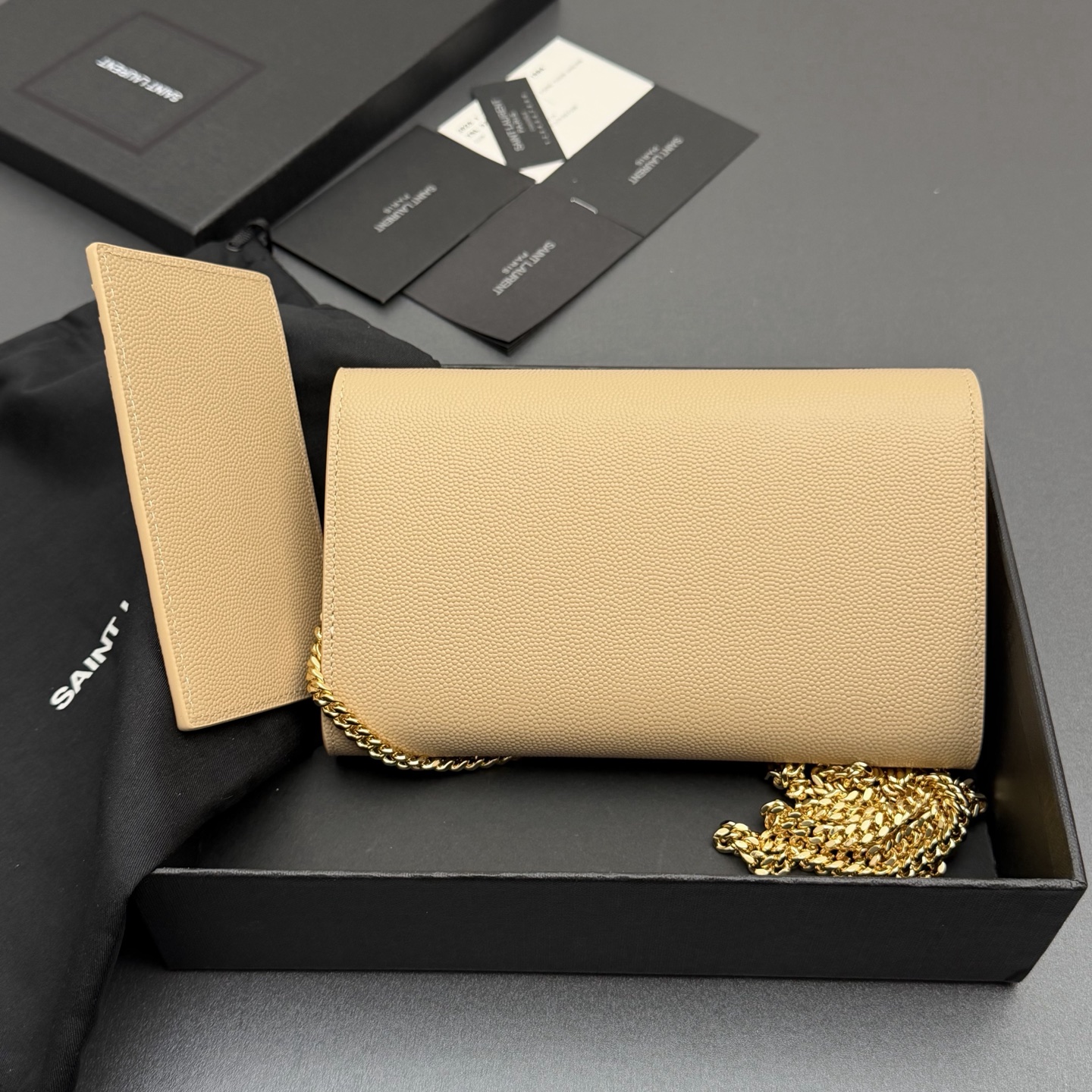 Saint Laurent YSL 생로랑 엔벨로프 그레인 레더 체인백 (WOC) 가방