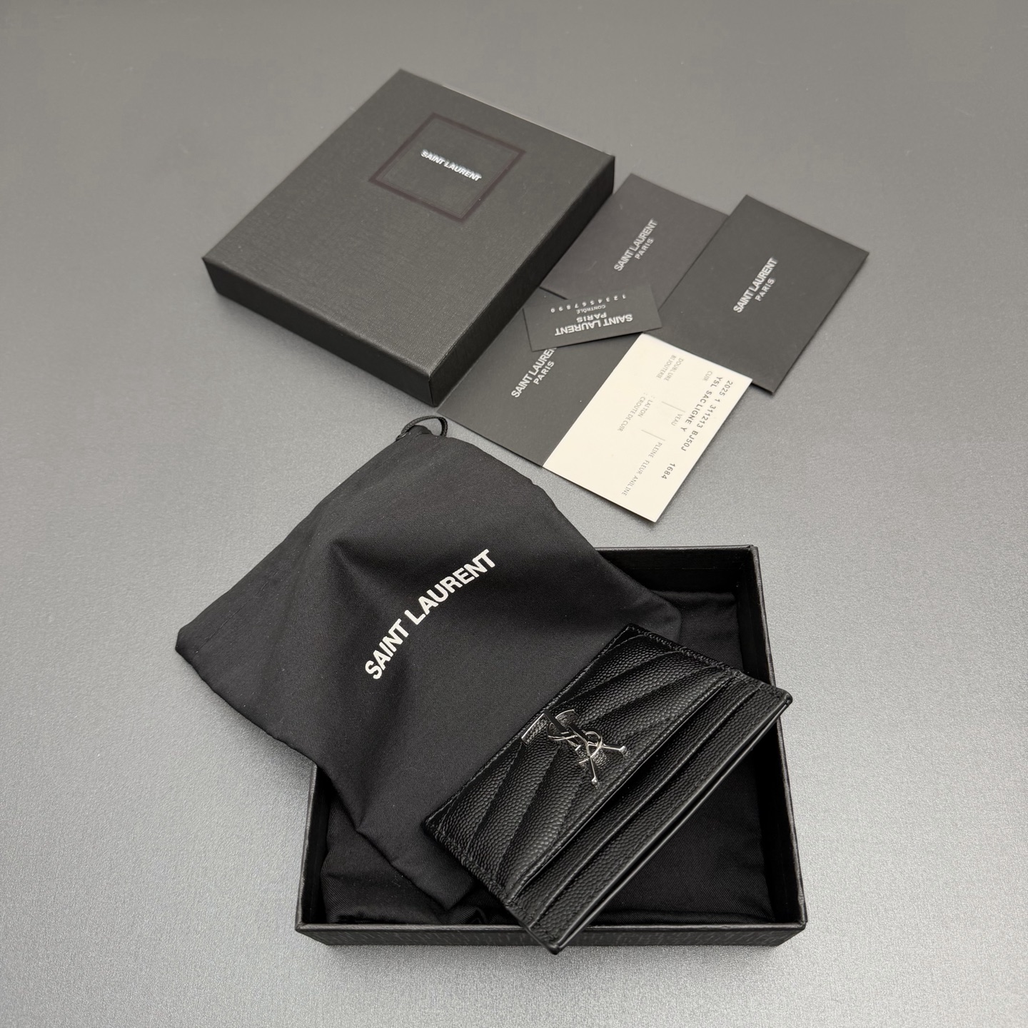 Saint Laurent YSL 생로랑 마틀라세 그레인 레더 카드 홀더 지갑