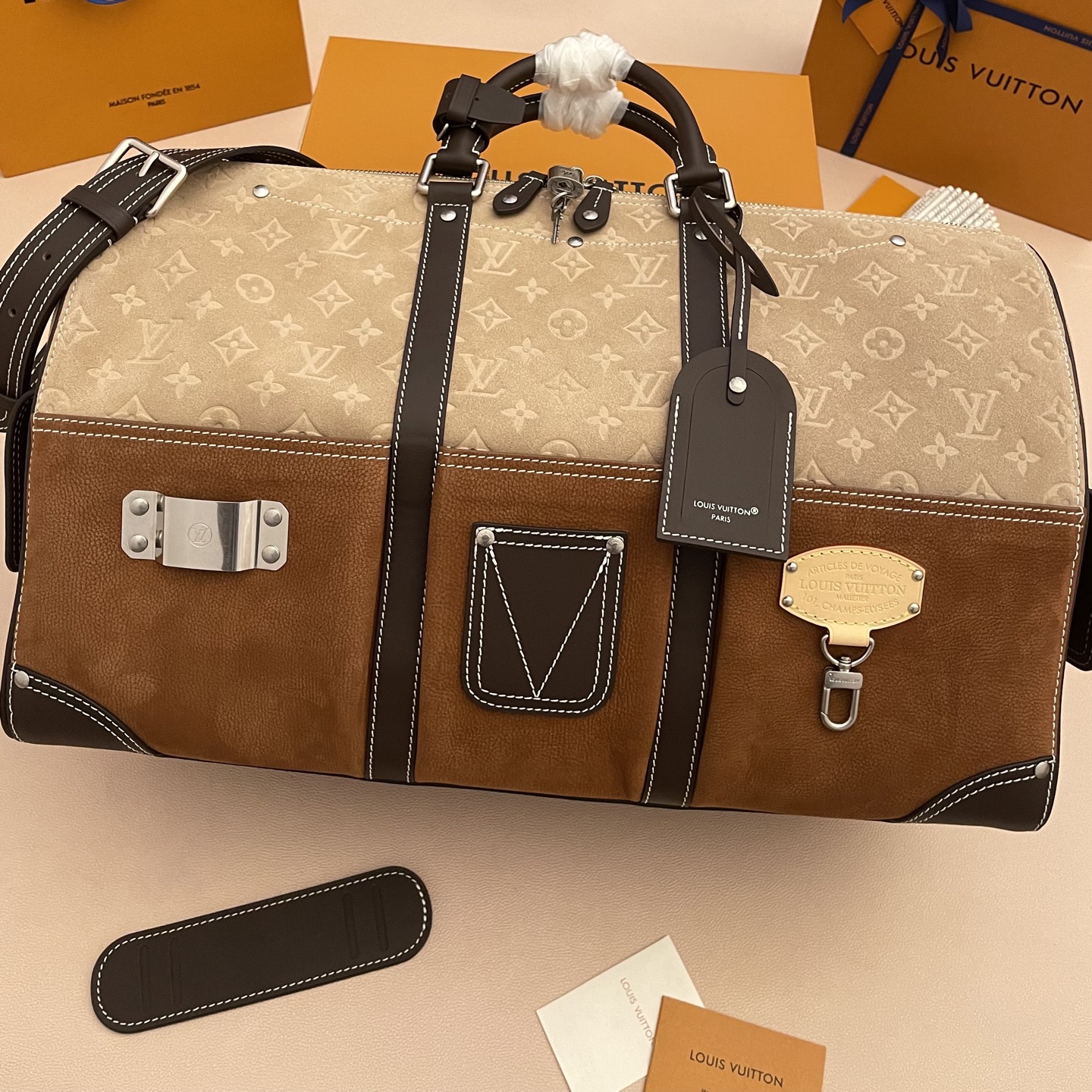 Louis Vuitton LV 루이비통 키폴 반둘리에 50 여행 가방