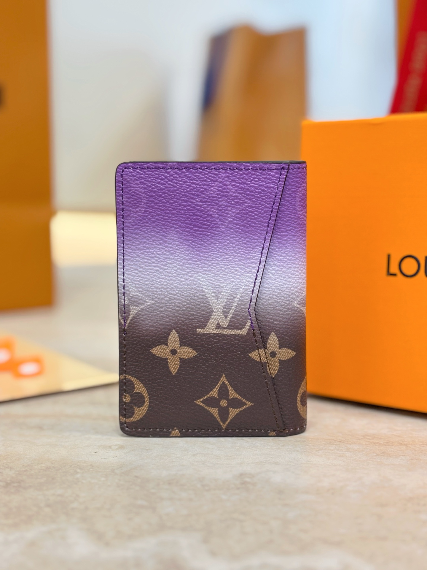 Louis Vuitton LV 루이비통 여권 케이스 지갑 M28010