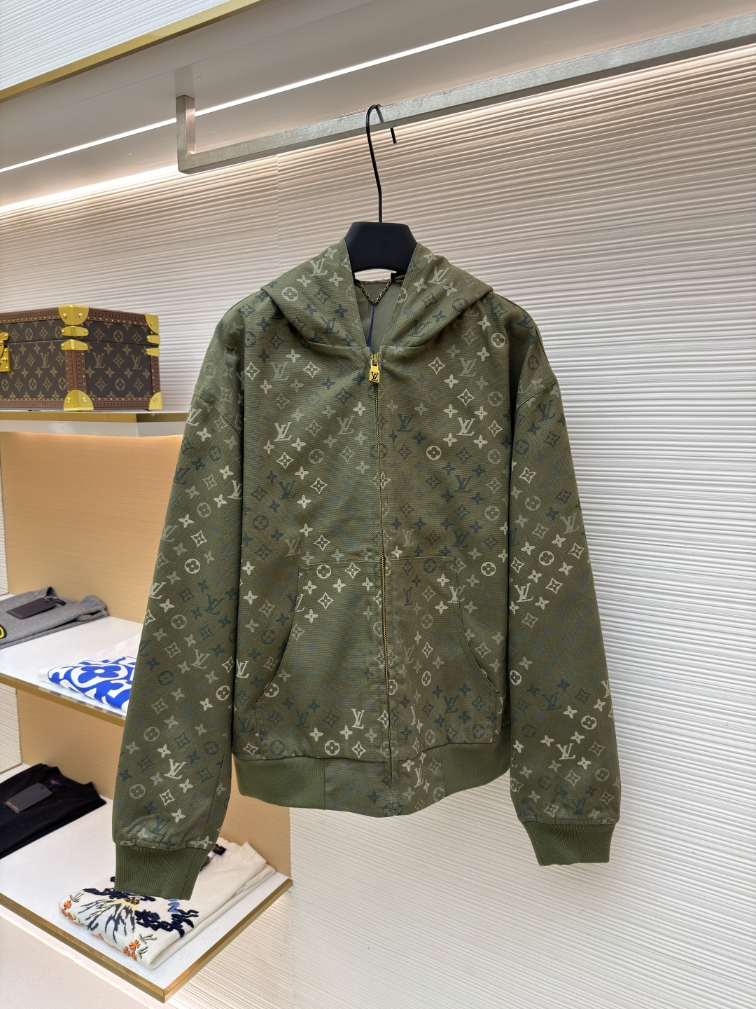 루이비통(LV) 캔버스 후드 스트링 집업 재킷 의류