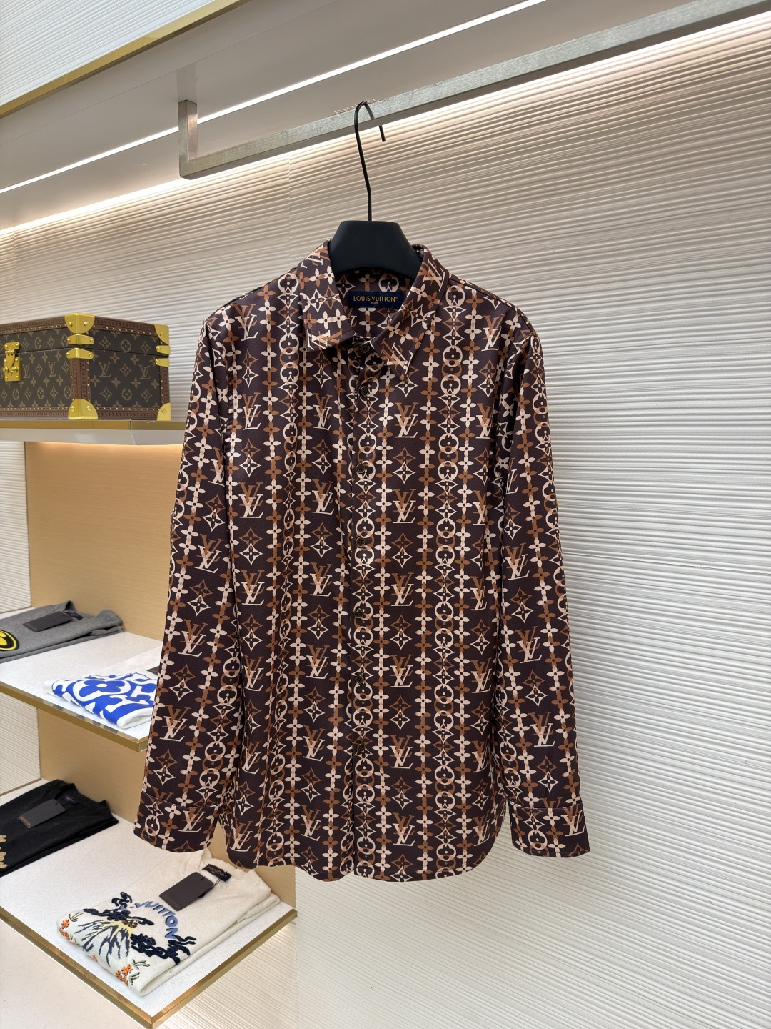 루이비통(LV) 오버랩 패턴 프린트 장소매 셔츠 의류