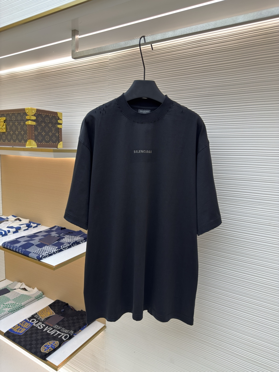 발렌시아가(Balenciaga) 백 로고 크리스털 핫픽스 반소매 티셔츠 의류