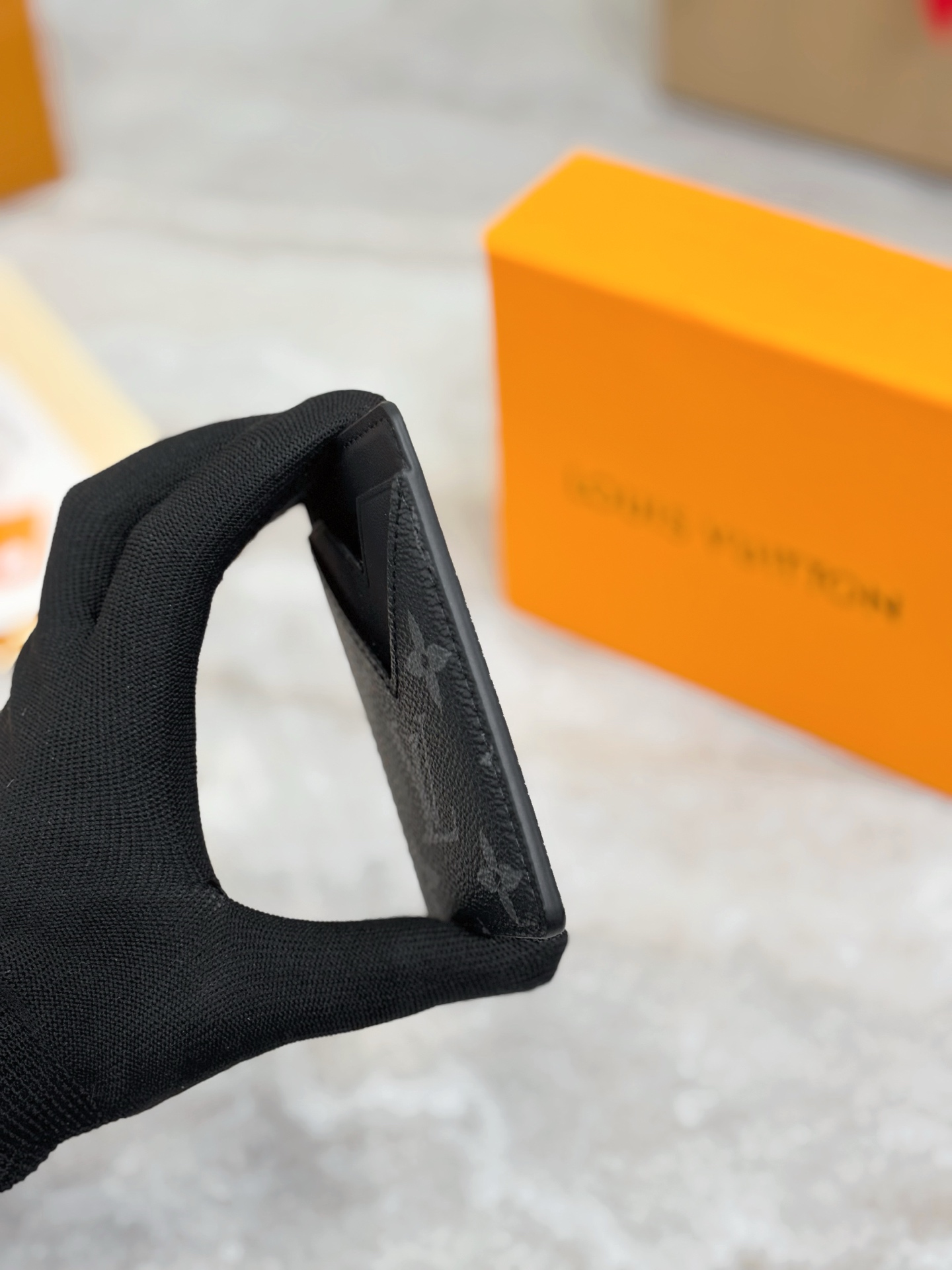 Louis Vuitton LV 루이비통 모노그램 이클립스 블랙 카드 홀더 지갑 M12602