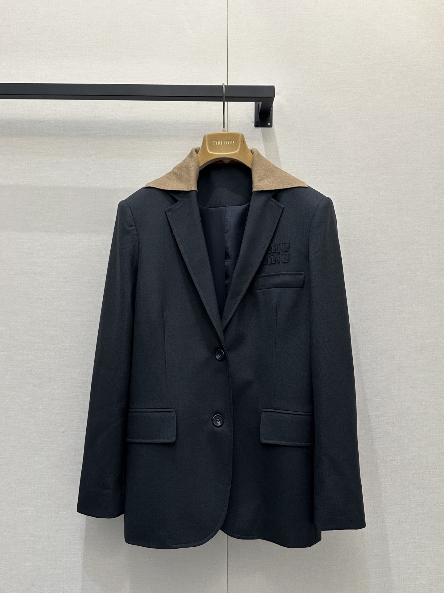 miumiu 미우미우 니트 레이어드 테일러드 자켓 재킷 + 스커트 셋업 세트 의류