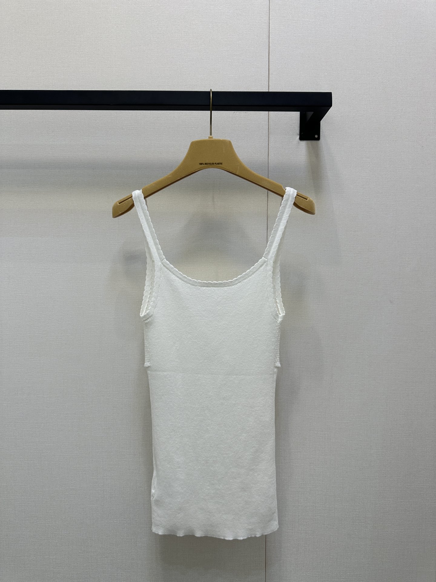 미우미우(miumiu) 니트 홀터 뷔스티에 민소매 나시 의류