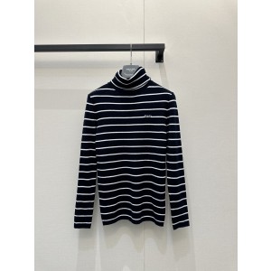 프라다(Prada) 스트라이프 터틀넥 목폴라 니트 의류