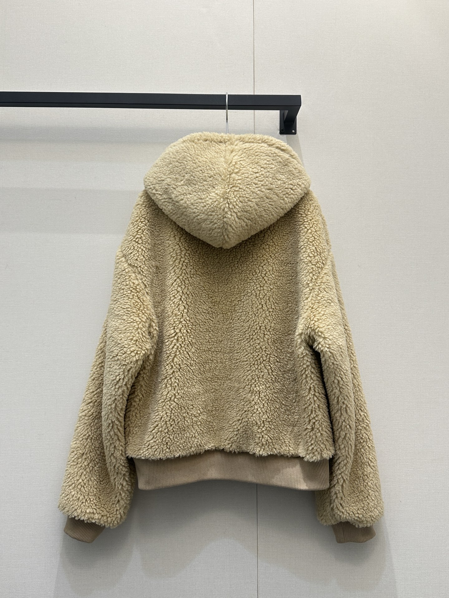 셀린느(Celine) 양털 뽀글이 후드 집업 자켓 재킷 의류