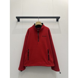 미우미우(miumiu) 로고 자수 셰르파 양털 하프 집업 의류