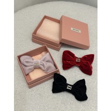 미우미우(miumiu) 벨벳 리본 로고 스크런치 (헤어슈슈) 헤어핀 악세사리