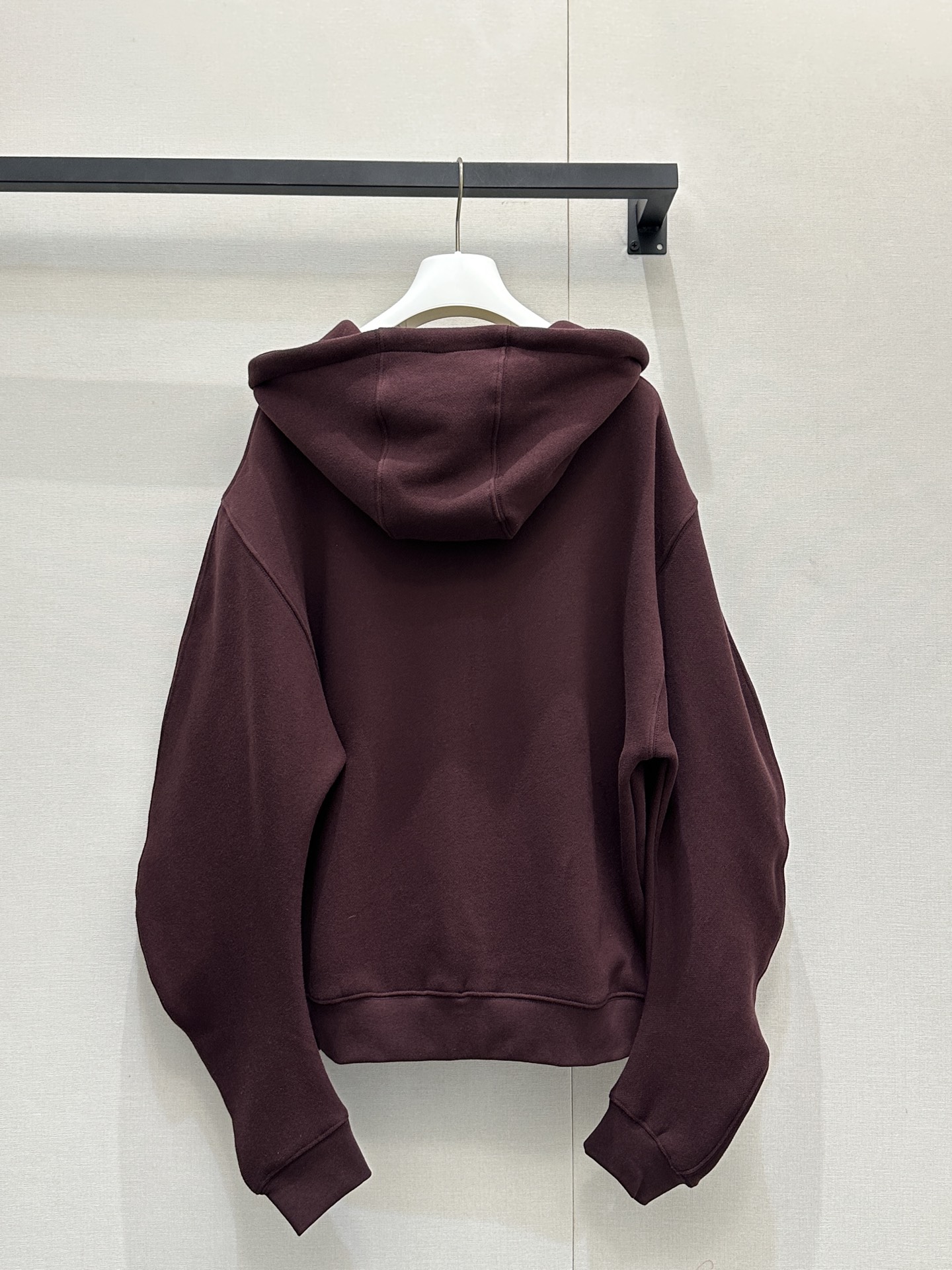 로에베(LOEWE) 입체 커팅 가죽 스트링 후드 집업 자켓 재킷 의류